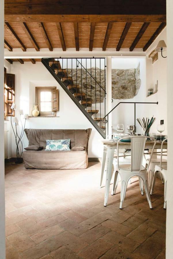 Il Fienile Di Tigliano Villa Vinci Luaran gambar