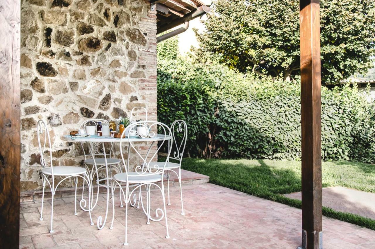 Il Fienile Di Tigliano Villa Vinci Luaran gambar