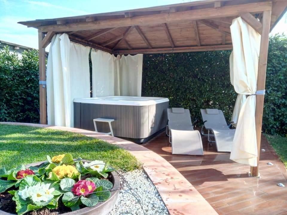 Il Fienile Di Tigliano Villa Vinci Luaran gambar
